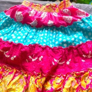 6x/7 children’s place skirt bohemian style with great details